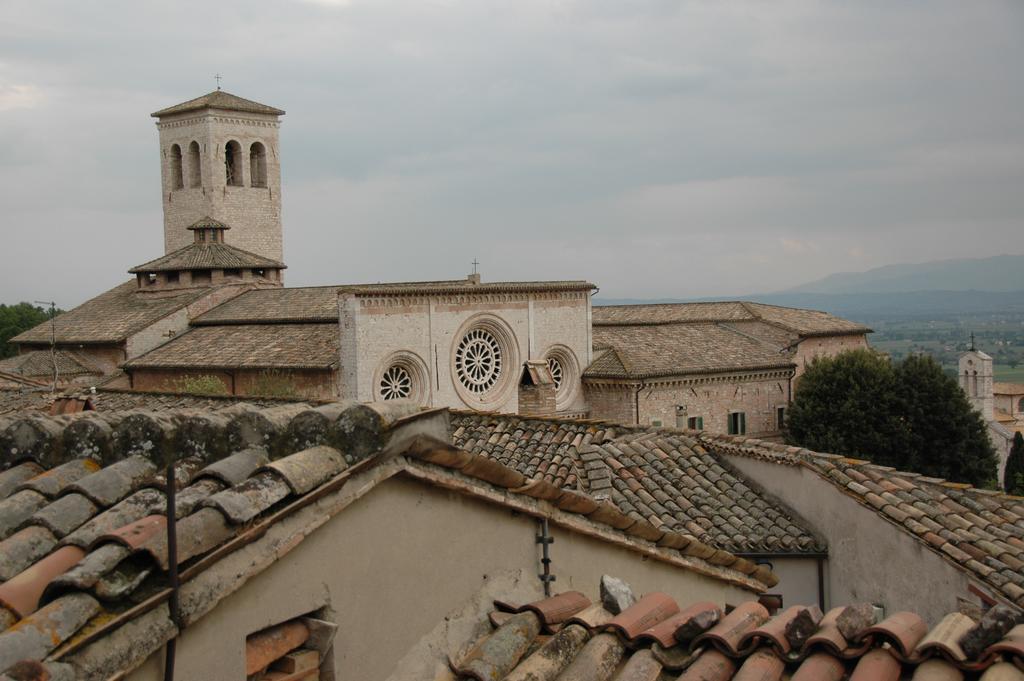 Hotel San Pietro Assisi Exterior photo